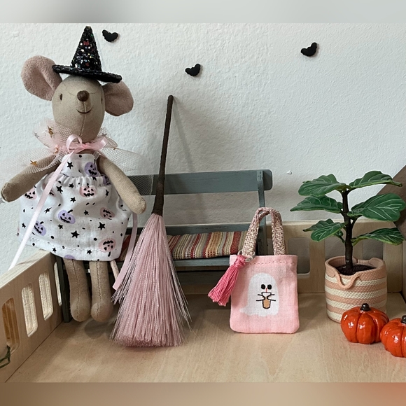 Halloween Ghost Iced Coffee Tote - Picture 1 of 5